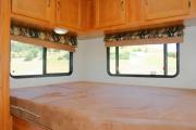 Star Drive RV USA 26 - 28 ft Class C Motorhome with slide out rv rental new york