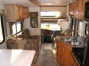 Western Motorcoach 26’ - 27’ft Class C Motorhome rv rental usa