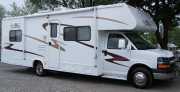 Class C 29' No Slide rv rental toronto