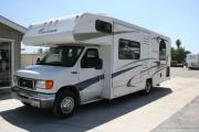 Class C - Coachmen 26ft motorhome rental - usa