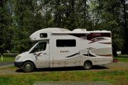 Traveland RV Rentals Ltd CT - Navion Diesel Motorhome (2007) - MH24 D CO rv rental vancouver