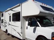 Class C Motor Home-Non Slide 29'-Gulfstream Ultra rv rentaltexas