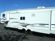 5th Wheel Trailer - 3 Slides Everest motorhome rental - usa