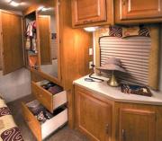 Traveland RV Rentals (Domestic) PT - 31' Class C Motorhome rv rental vancouver