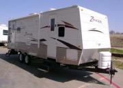 Travel Trailer - Slide Out 2600RLS rv rentaltexas