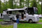 Traveland RV Rentals Ltd PT - 29' Class A Motorhome MH29 S CO rv rental vancouver