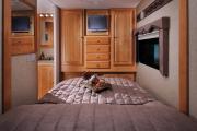 Star Drive Canada Class B 25' Lexington motorhome rental ontario
