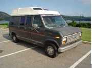 Comet Campers USA 17' Van Camper VC1 motorhome rental usa